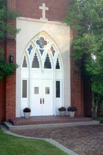 I love the gothic arched doorway.