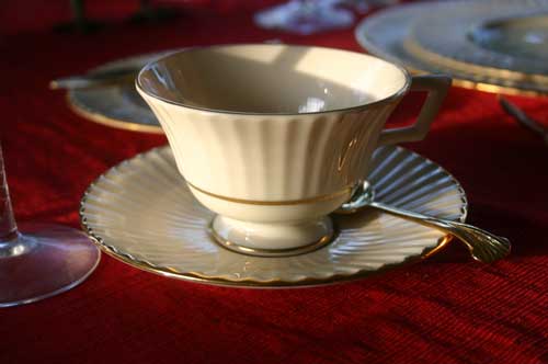 I loved the cup of the coffee cup saucer