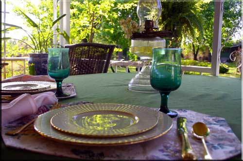 Green glasses, edged in gold (to match to gold edged plates).